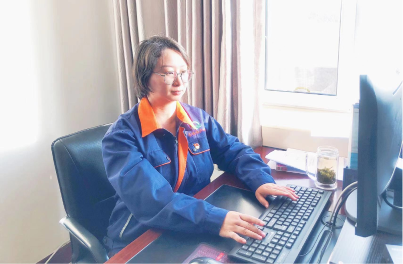 省物產(chǎn)集團(tuán)黨務(wù)工作者、先進(jìn)模范持續(xù)熱議黨的二十大精神（二）