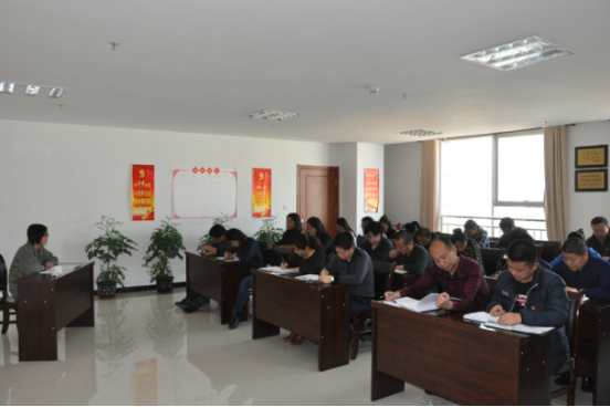 集團黨委委員、副總經(jīng)理劉玲同志宣講黨的十九大精神