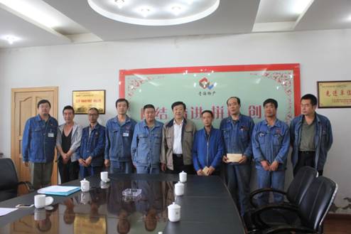 青海物產(chǎn)集團(tuán)黨委開展慶祝建黨95周年，走訪慰問(wèn)