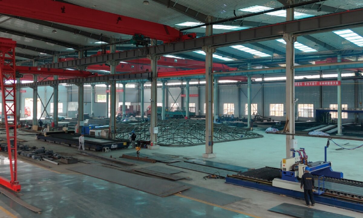 信橋鋼結(jié)構(gòu)：20000W激光切割機(jī)等大型設(shè)備彰顯實(shí)力！(圖2)